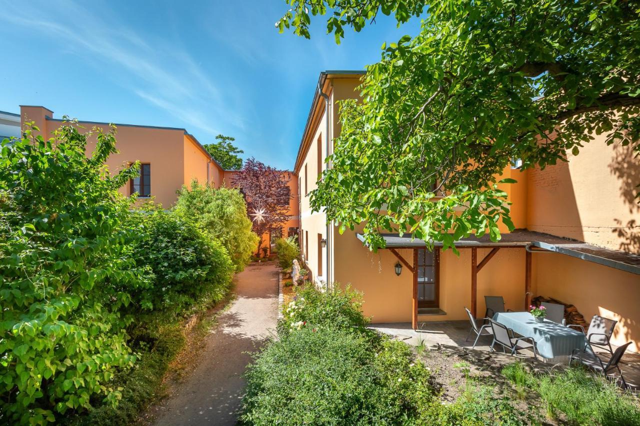 Idyllisches Haus Mitten In Berlino Esterno foto